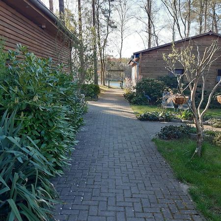 Monikas Gästehäuser Seeblick Himmelpfort Exterior foto